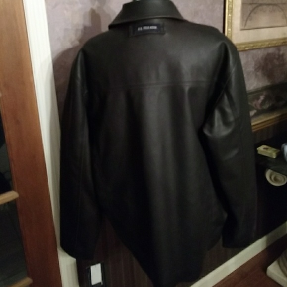 Jacket - Picture 3 of 7